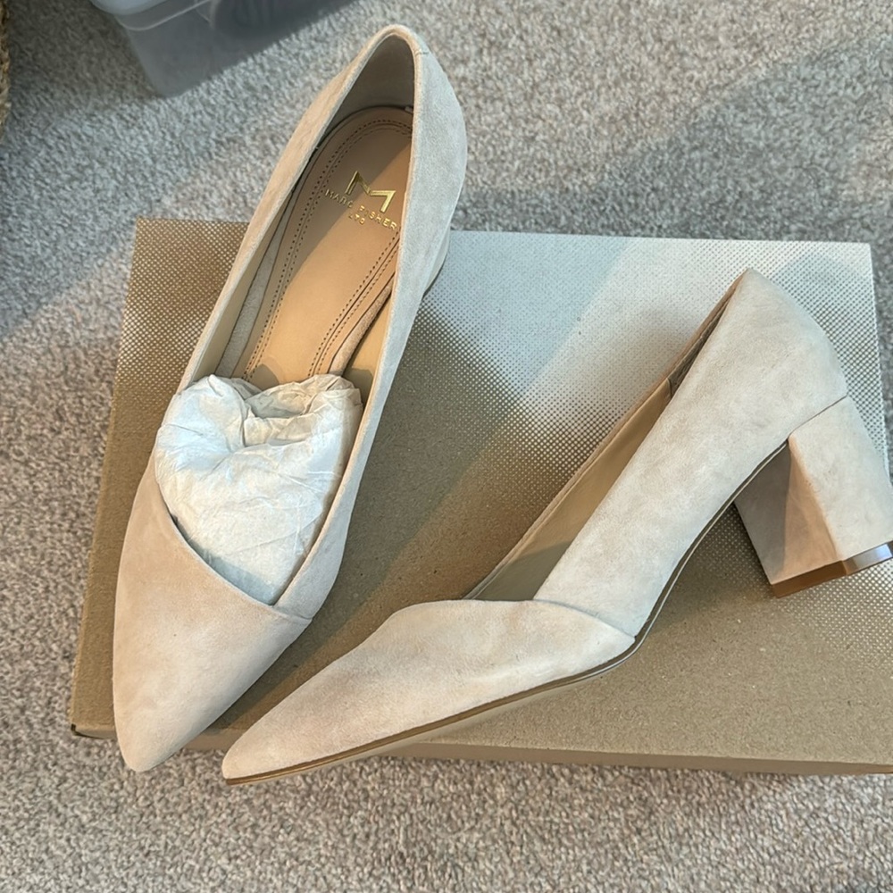 Brand New Marc Fisher Nude Heels